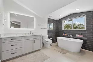 501 40th Ave NE, Saint Petersburg, FL 33703 - Photo 38