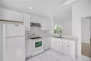 1005 Delnova Ln, Orlando, FL 32818 - Photo 10