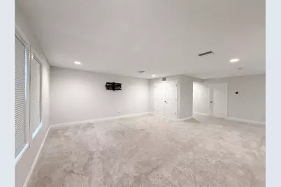 13176 Twin Bridges Drive, Riverview, FL 33579 - Photo 10