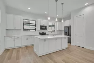 62 W Jersey St, Orlando, FL 32806 - Photo 10