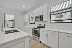 62 W Jersey St, Orlando, FL 32806 - Photo 12