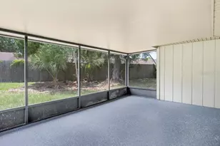 6109 W 1st Manor, Palatka, FL 32177 - Photo 24