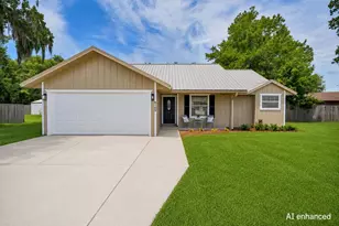6109 W 1st Manor, Palatka, FL 32177 - Photo 1