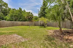 6109 W 1st Manor, Palatka, FL 32177 - Photo 30
