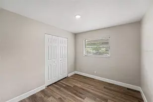 4041 53rd Ave N, Saint Petersburg, FL 33714 - Photo 10