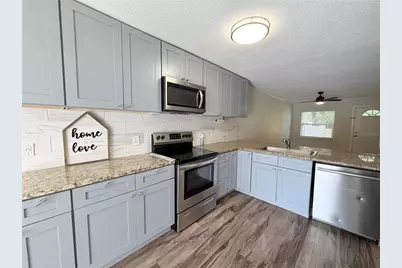 1128 Sophie Boulevard, Orlando, FL 32828 - Photo 10