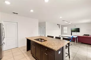 166 St Thomas Dr, Mulberry, FL 33860 - Photo 6