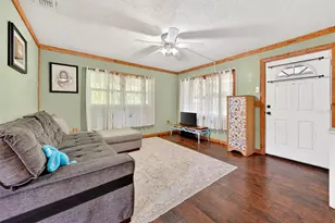 715 4th St, Polk City, FL 33868 - Photo 6