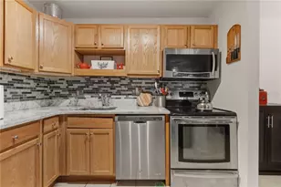 6031 Scotchwood Glen, Orlando, FL 32822 - Photo 10