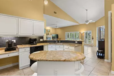 1521 Edgewater Drive, Mount Dora, FL 32757 - Photo 16