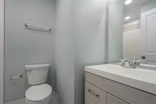 1184 Woodman Way, Orlando, FL 32818 - Photo 10