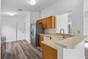 2415 Hickory Oak Blvd, Orlando, FL 32817 - Photo 10