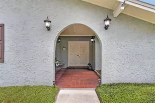 151 White Oak Cir, Maitland, FL 32751 - Photo 2