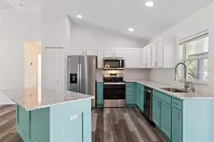 1348 Golden Pond Dr, Minneola, FL 34715 - Photo 6