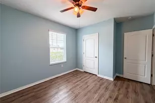 5805 71st St E, Palmetto, FL 34221 - Photo 12