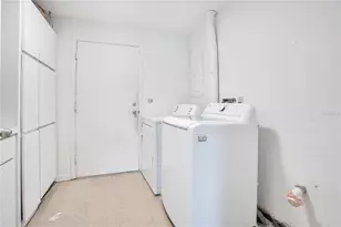 5725 Padgett Cir, Orlando, FL 32839 - Photo 20