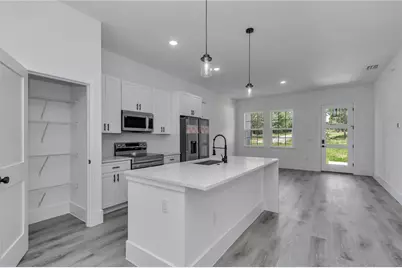 219 E Caldwell Drive, Dunnellon, FL 34434 - Photo 18