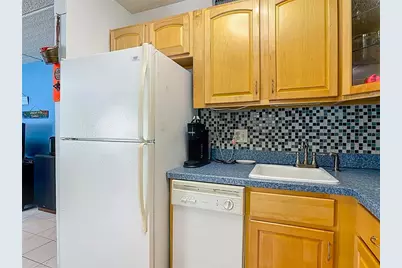 400 Oakridge Boulevard #21, Daytona Beach, FL 32118 - Photo 8