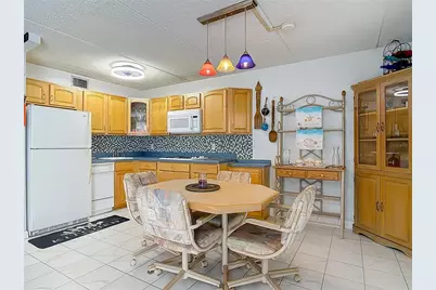 400 Oakridge Boulevard #21, Daytona Beach, FL 32118 - Photo 2