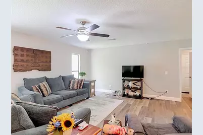 670 Glen Circle, New Smyrna Beach, FL 32168 - Photo 10