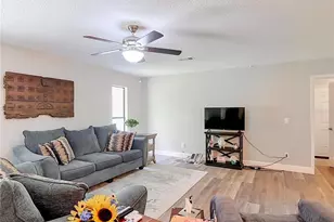 670 Glen Cir, New Smyrna Beach, FL 32168 - Photo 10
