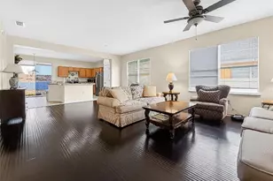 25143 Chipshot Ct, Sorrento, FL 32776 - Photo 6