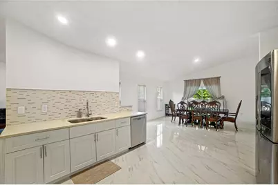 201 Great Yarmouth Court, Kissimmee, FL 34758 - Photo 4