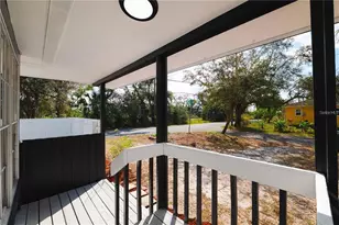 1397 43rd St, Sarasota, FL 34234 - Photo 4