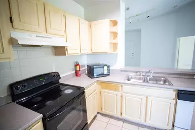 8812 Dunes Court #305, Kissimmee, FL 34747 - Photo 4
