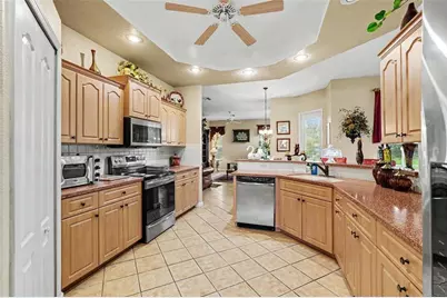 13387 Newcastle Avenue, Spring Hill, FL 34609 - Photo 18