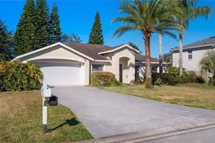 1390 Broken Pine Rd, Deltona, FL 32725 - Photo 2