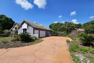 2128 Lake Crescent Ct, Windermere, FL 34786 - Photo 2