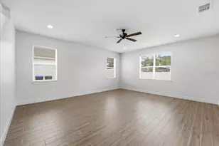 819 Lowood Ct, Orlando, FL 32825 - Photo 4