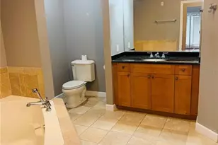 2305 Edgewater Dr, Orlando, FL 32804 - Photo 12