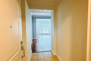 2305 Edgewater Dr, Orlando, FL 32804 - Photo 4
