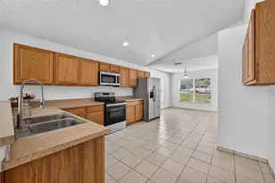 2041 Newtown Rd, Groveland, FL 34736 - Photo 4
