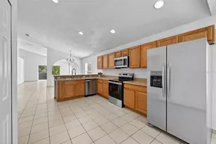 2041 Newtown Rd, Groveland, FL 34736 - Photo 10