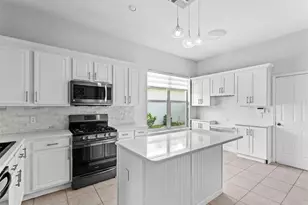 10513 Holly Crest Dr, Orlando, FL 32836 - Photo 8