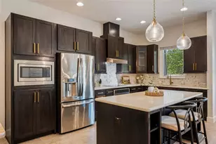 9037 Laureate Blvd, Orlando, FL 32827 - Photo 12