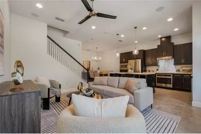 9037 Laureate Boulevard, Orlando, FL 32827 - Photo 8