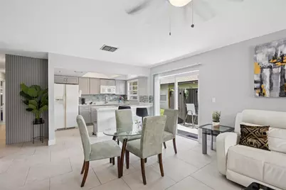 536 Hibiscus Way #7B, Orlando, FL 32807 - Photo 10