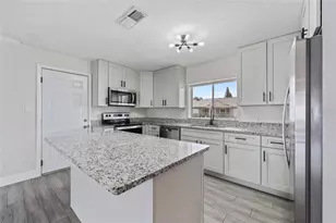 3210 Andros Pl, Orlando, FL 32827 - Photo 6