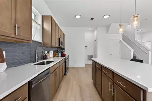 701 Dennis Ave, Orlando, FL 32807 - Photo 10