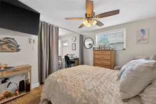 825 46th St N, Saint Petersburg, FL 33713 - Photo 4