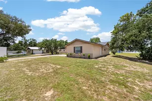 36435 Via Marcia, Fruitland Park, FL 34731 - Photo 16