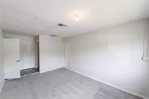 1431 Coburn Dr, Tarpon Springs, FL 34689 - Photo 18