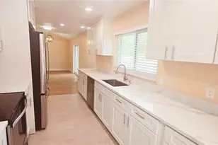 1954 Deerfield Dr, Lakeland, FL 33813 - Photo 6