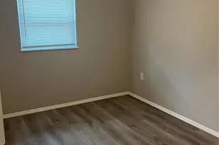 1422 N Tremain St, Mount Dora, FL 32757 - Photo 2