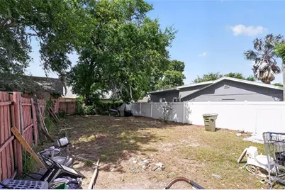 103 E Magnolia Street, Kissimmee, FL 34744 - Photo 4