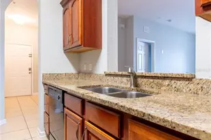 2484 San Tecla St, Orlando, FL 32835 - Photo 10